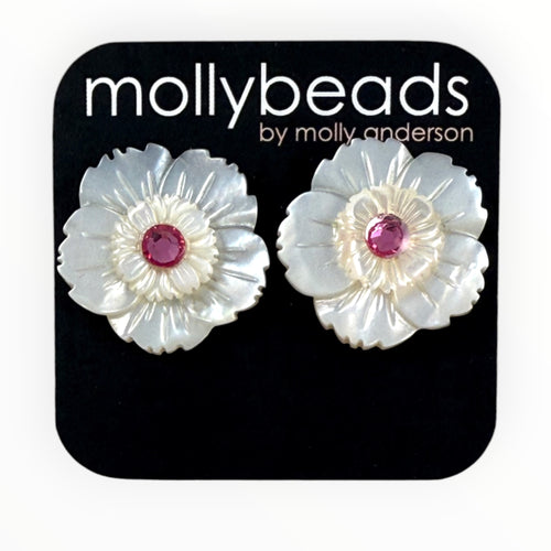 E2305P Pearl flower studs
