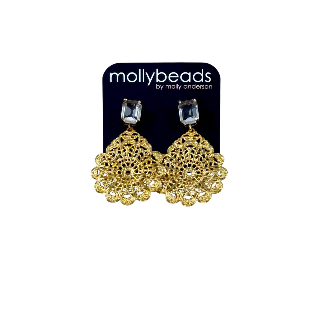 E2307 Gold filigree with clear stone studs