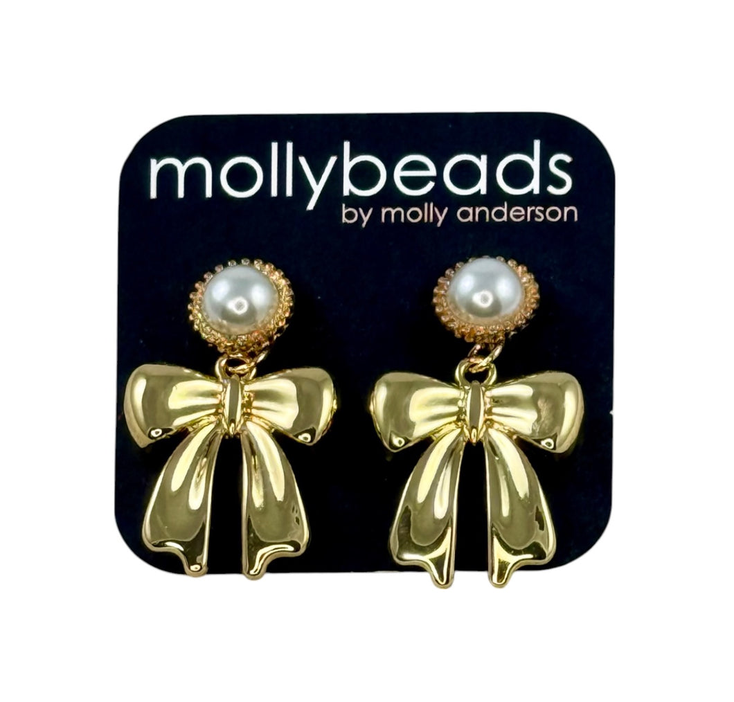 E3335 Pearl studs with gold bow
