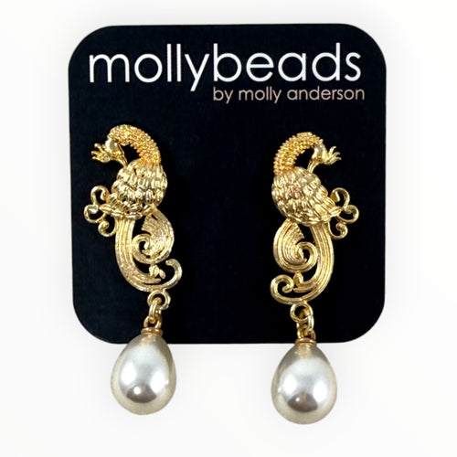 E3338 Gold bird with pearl drop