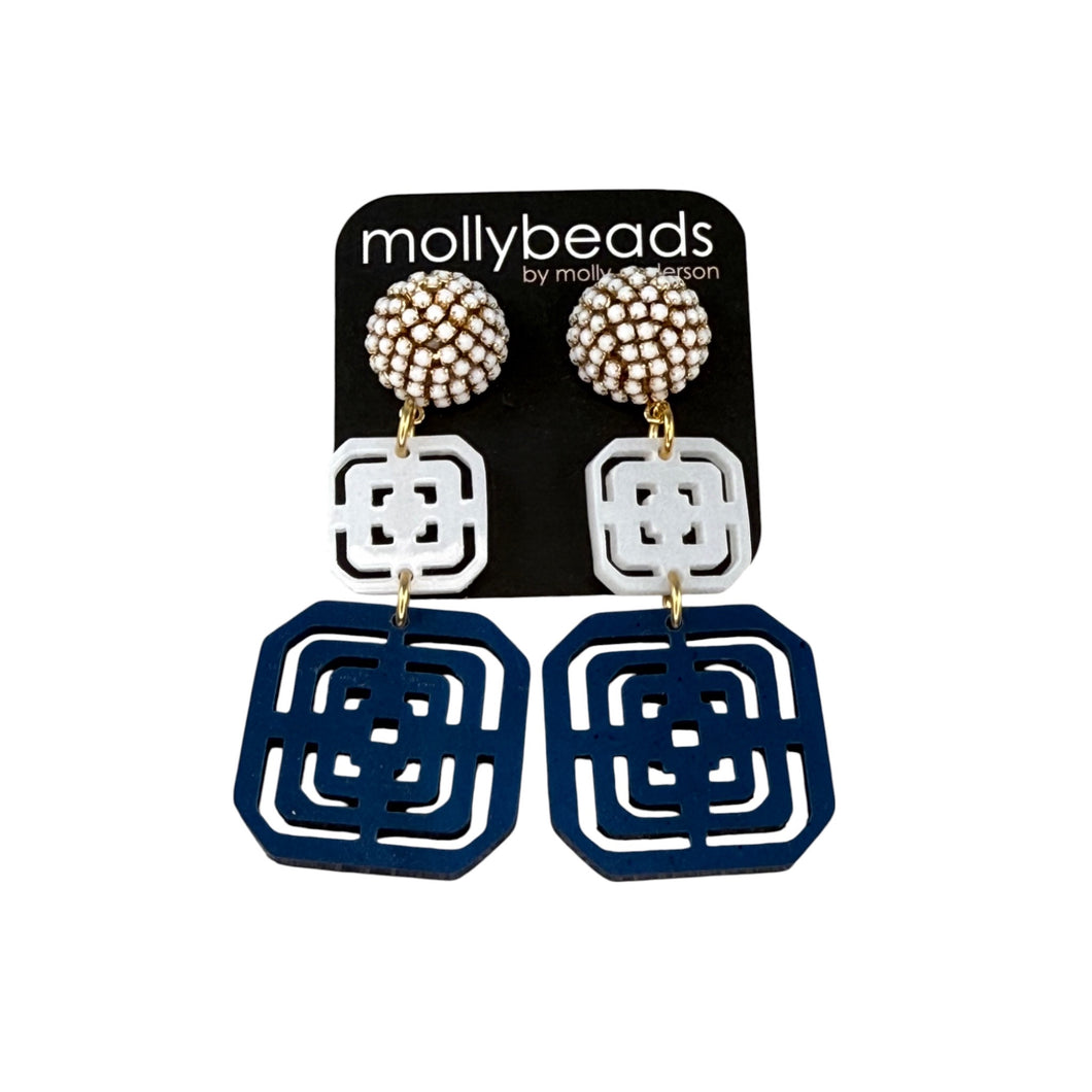 E3347 Blue and white filigree on white rhinestone studs