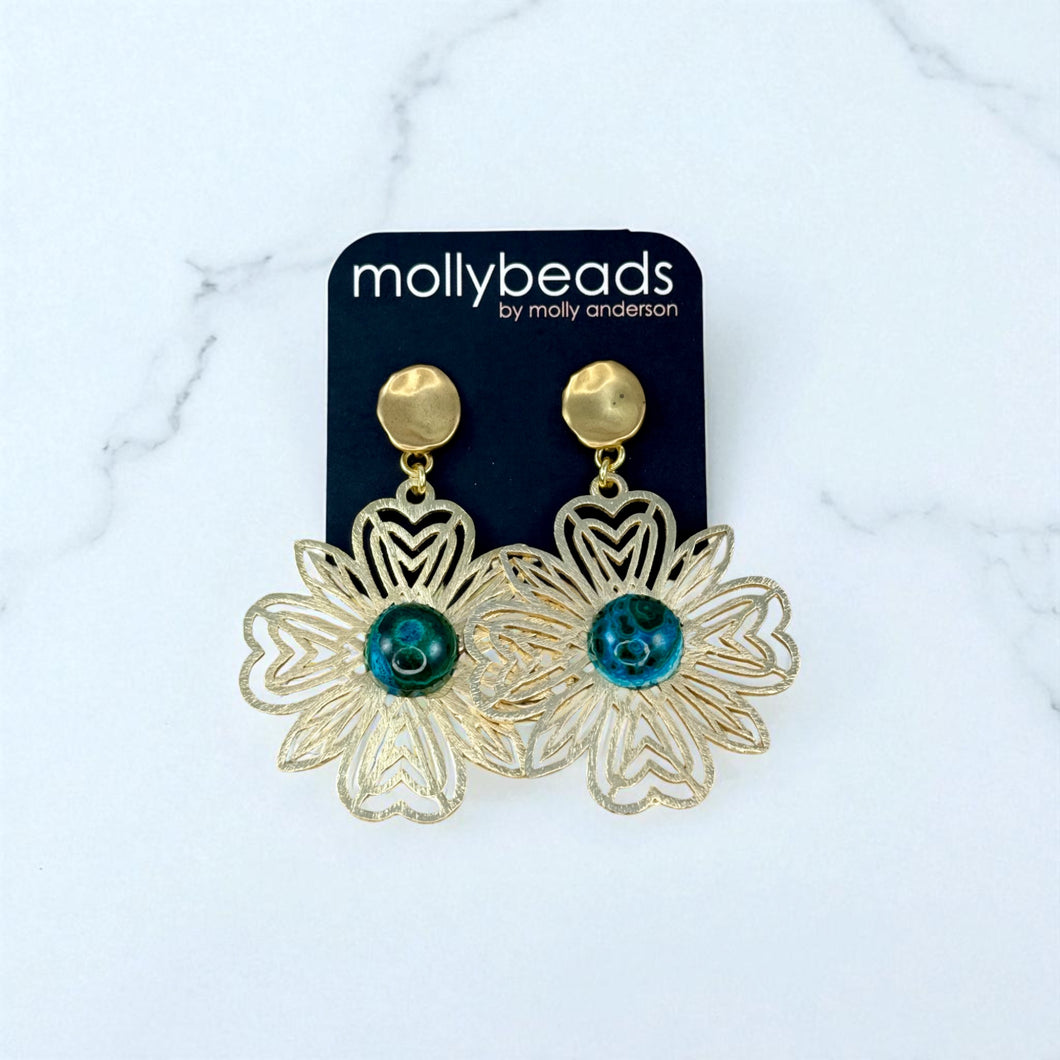 E3392 Gold filigree with green stones