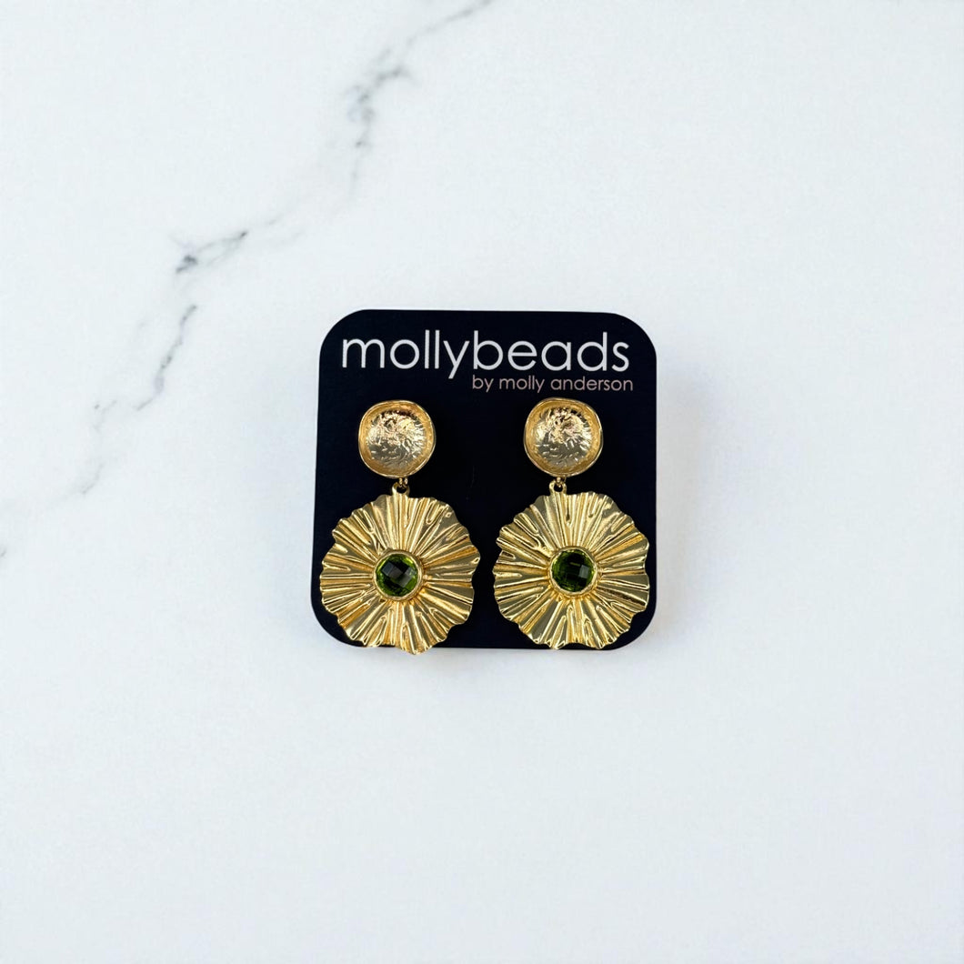 E3388G Gold filigree green stones